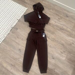 Universal Thread Hoodie Sweatshirt and Sweatpants Set